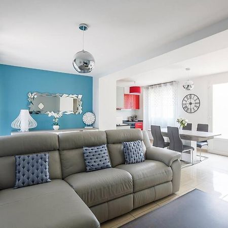 Logement 004 A 300M De La Gare Mantes La Jolie Екстериор снимка