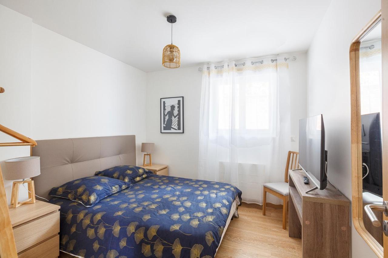 Logement 004 A 300M De La Gare Mantes La Jolie Екстериор снимка