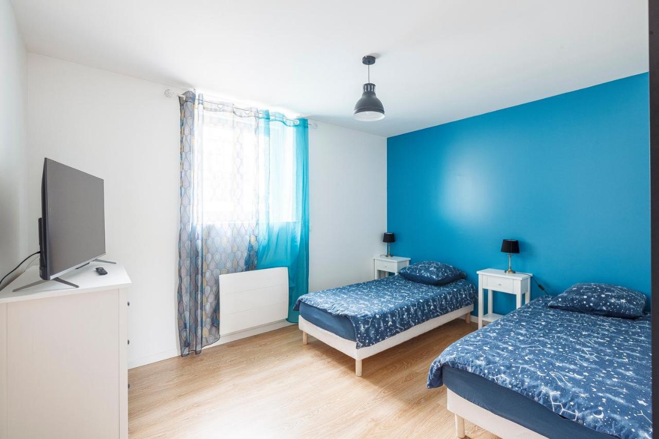 Logement 004 A 300M De La Gare Mantes La Jolie Екстериор снимка
